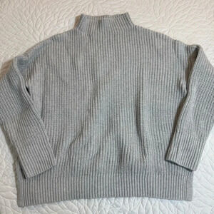 Max Studio size M pullover 100% cotton